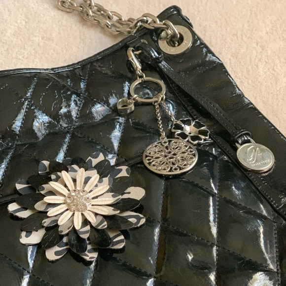 GRACE Handbag Adele Zebra Floral Bag in black - Picture 3 of 16